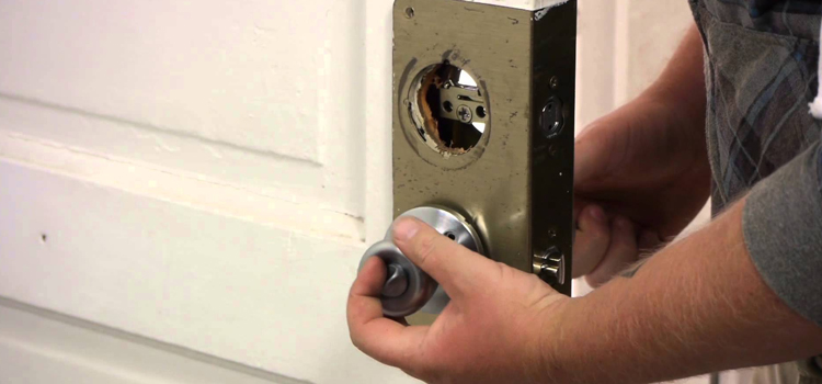 Home Lock Change in Carmichael
